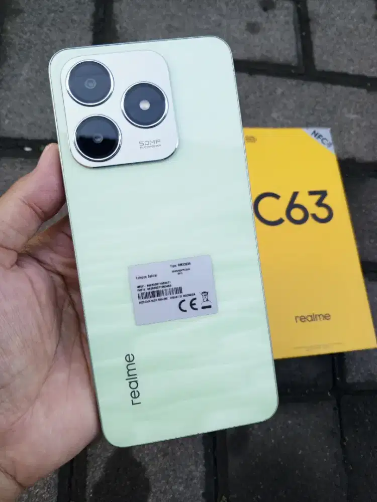 Realme C63 6/128 Asli