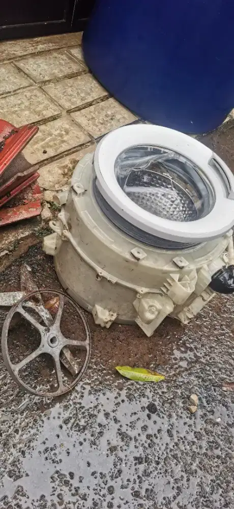 Drum mesin cuci Samsung front loading 7 kg.