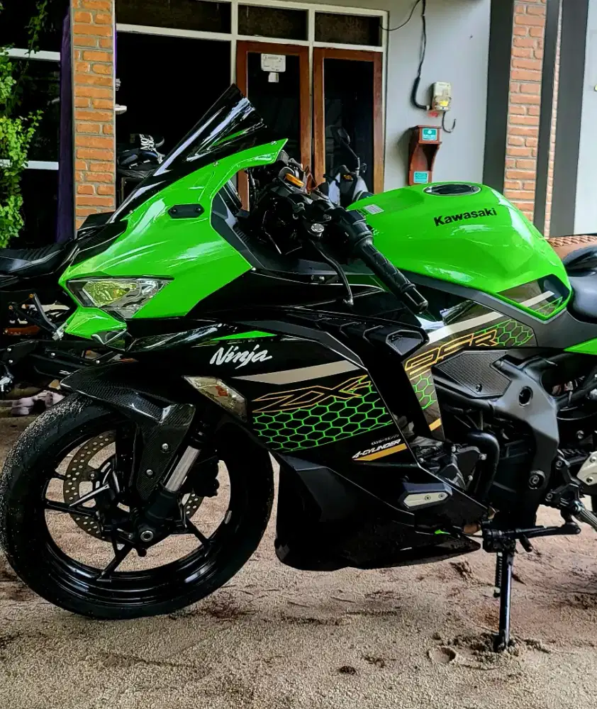 ZX25R Type ABS SE Quick Shifter