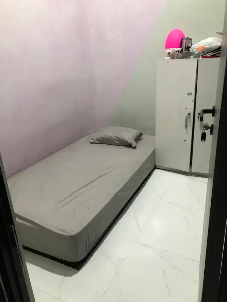 Dicari ART Menginap - Bekas