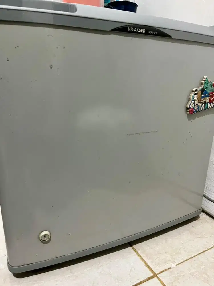 Kulkas (mini) Panasonic