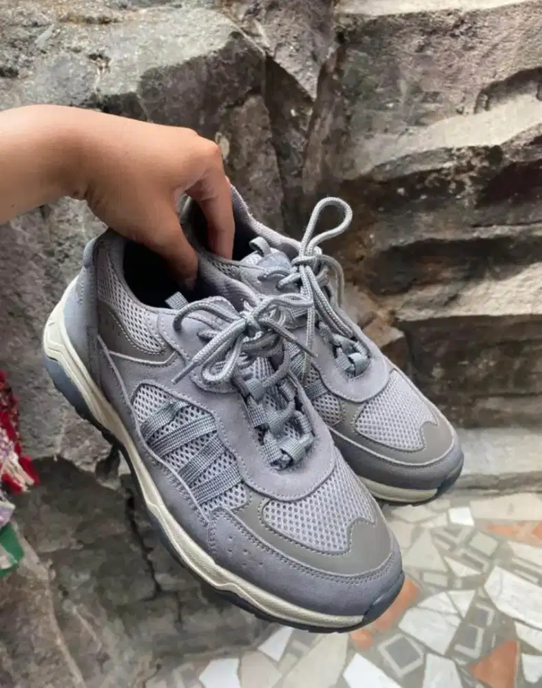 SEPATU WALKO UK40 BU