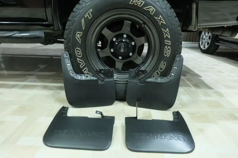 Karpet lumpur / mud guard & Kopling set Terrano 2400cc 2nd copotan