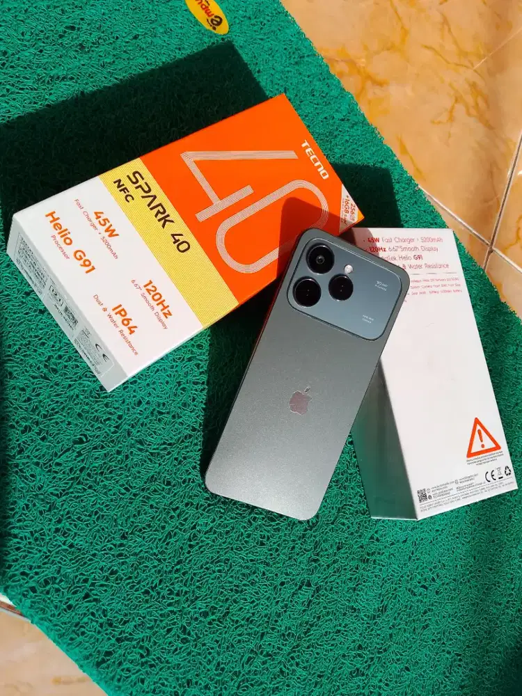 Tecno spark 40 Nfc 8/256 Fullset