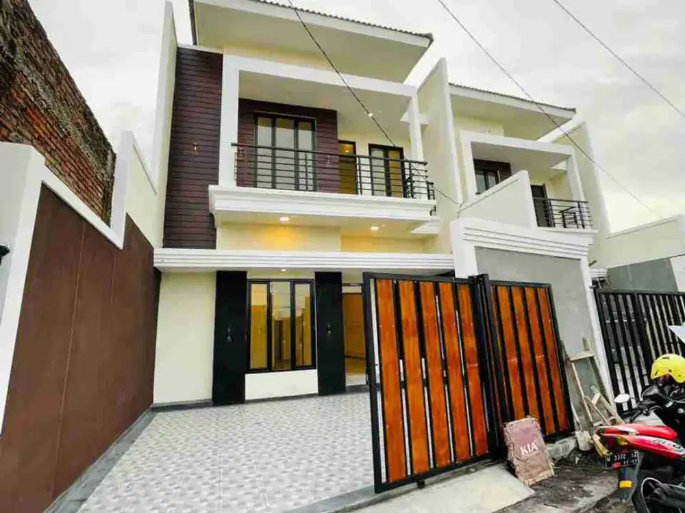 Dijual Rumah 2 lantai full bangunan di Medokan Ayu di Surabaya Timur