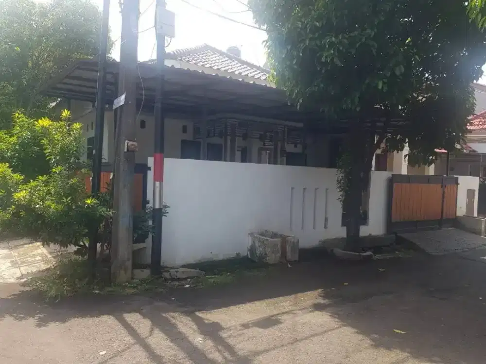 Dijual rumah hoek siap huni di Villa Galaxy, Grand Galaxy Bekasi Selat