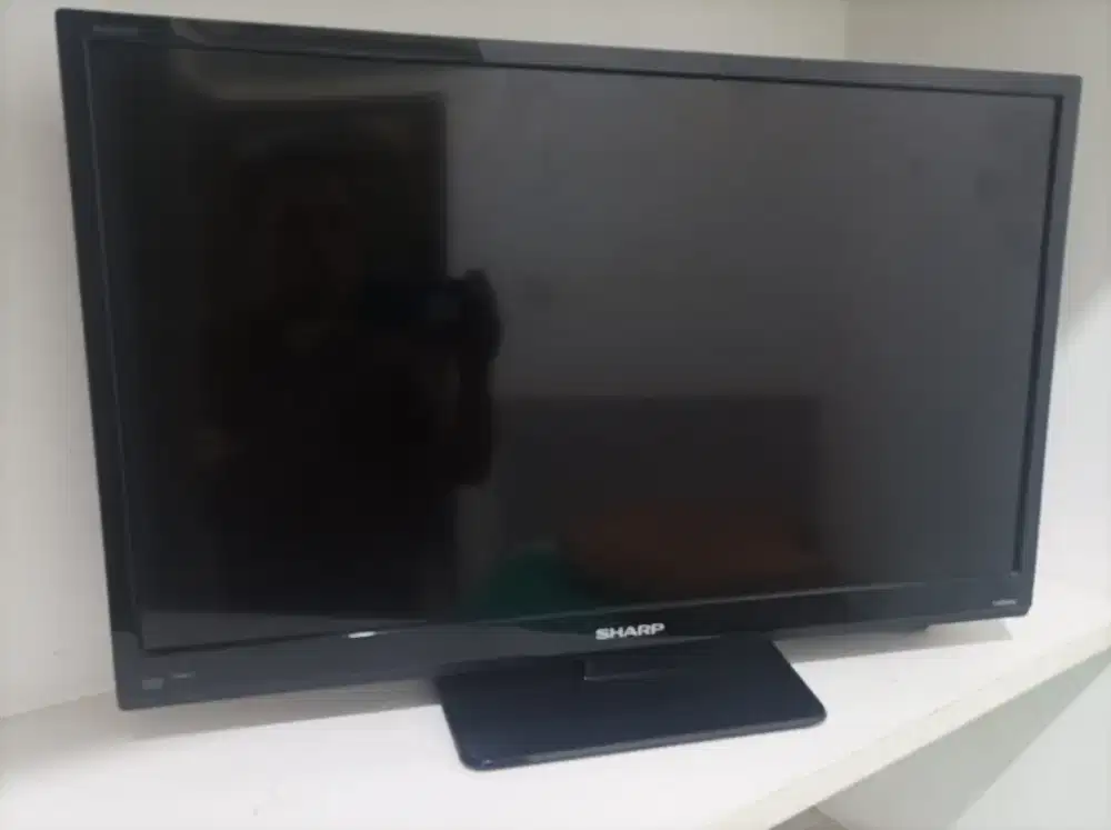 TV Sharp LCD 29 inci Orisinil Normal ( masih ada)