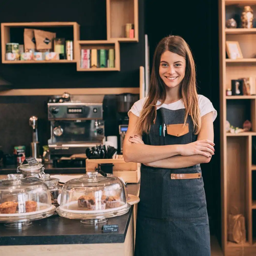 Karyawan Toko Kue & Barista