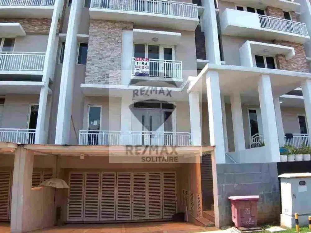 Townhouse Sherwood Residence