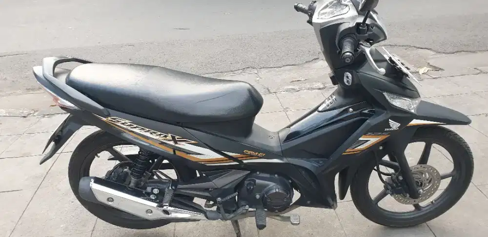 Km 11rb Supra X 125 th 2024 istimewa pjk 10-2026