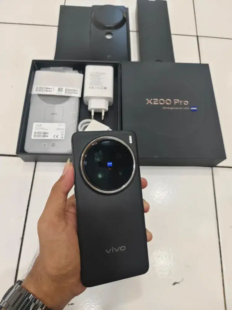 Vivo X200 Pro 16/512 Black fullset mulus nominus garansi panjang