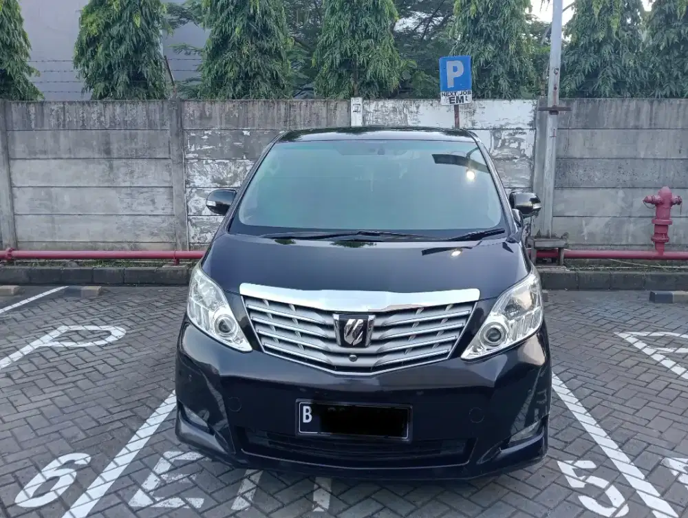 Alphard 2011 hitam premium sound