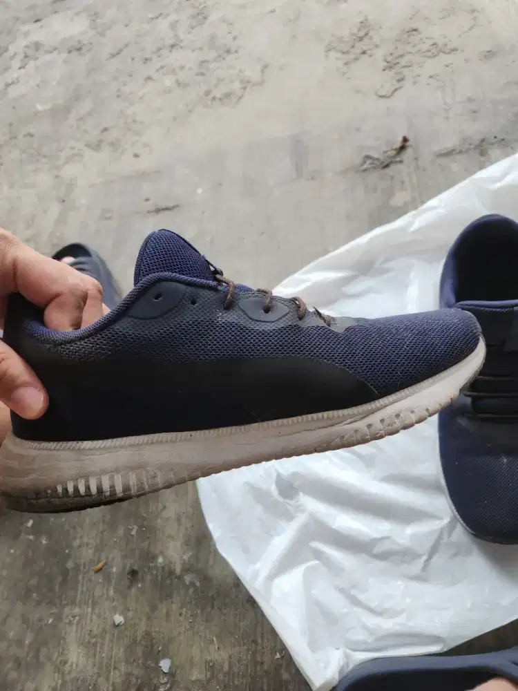 Sepatu Sneakers Puma Biru Tua Ukuran 42