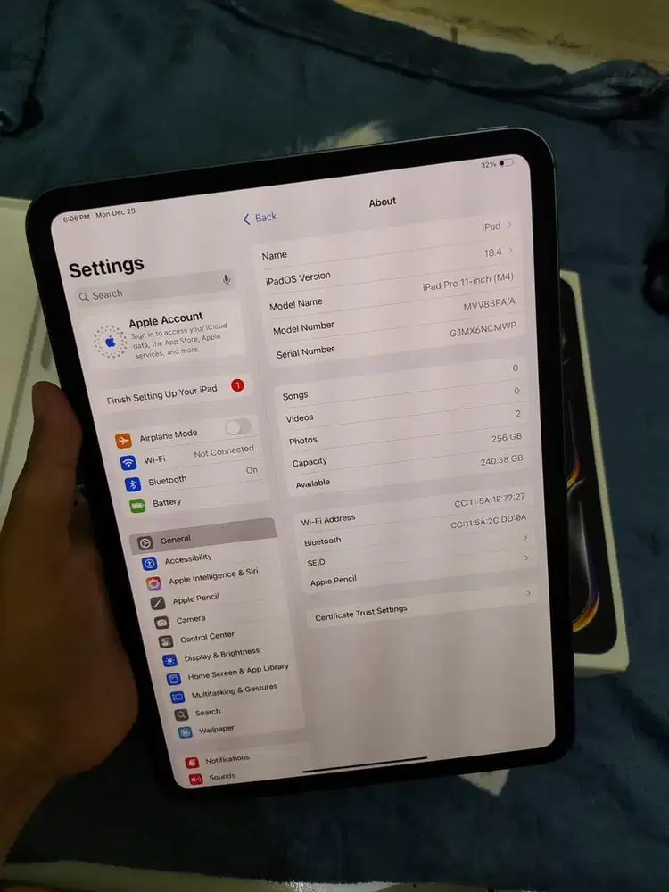 Ipad pro m4 11inch 256 ibox like new