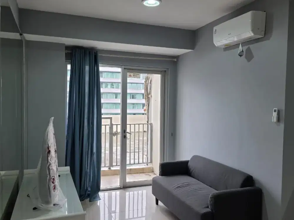 Disewakan Apartement Cosmo Mansion 2BR+1 Full Furnished Lantai Rendah