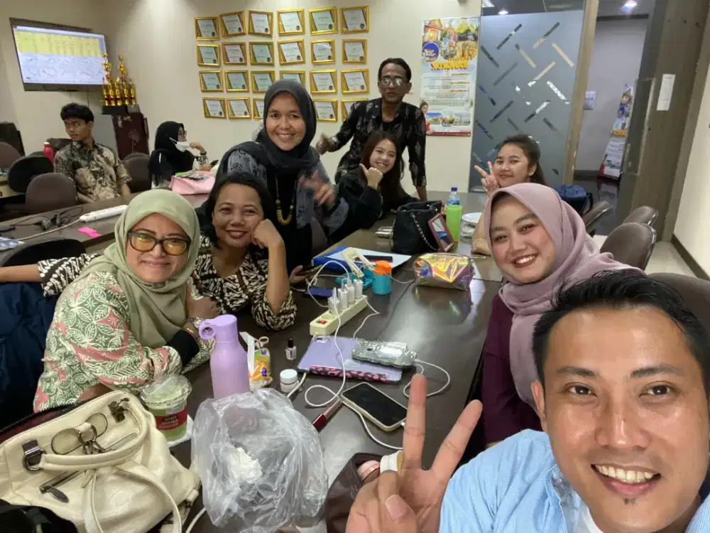 LOWONGAN KERJA STAF ADMIN