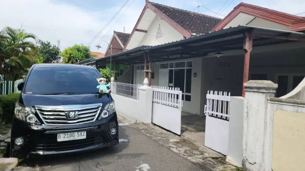 Rumah Luas 5+ Kamar, Nyaman Dihuni & Siap Jadi Aset Usaha