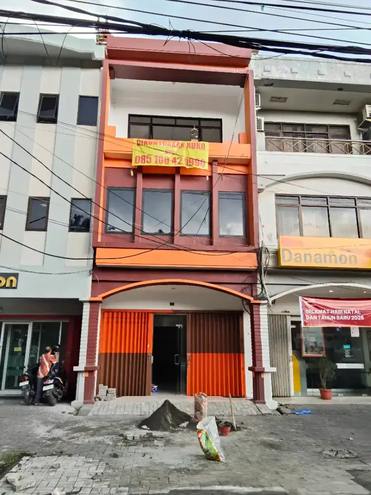 Disewakan ruko lokasi strategis