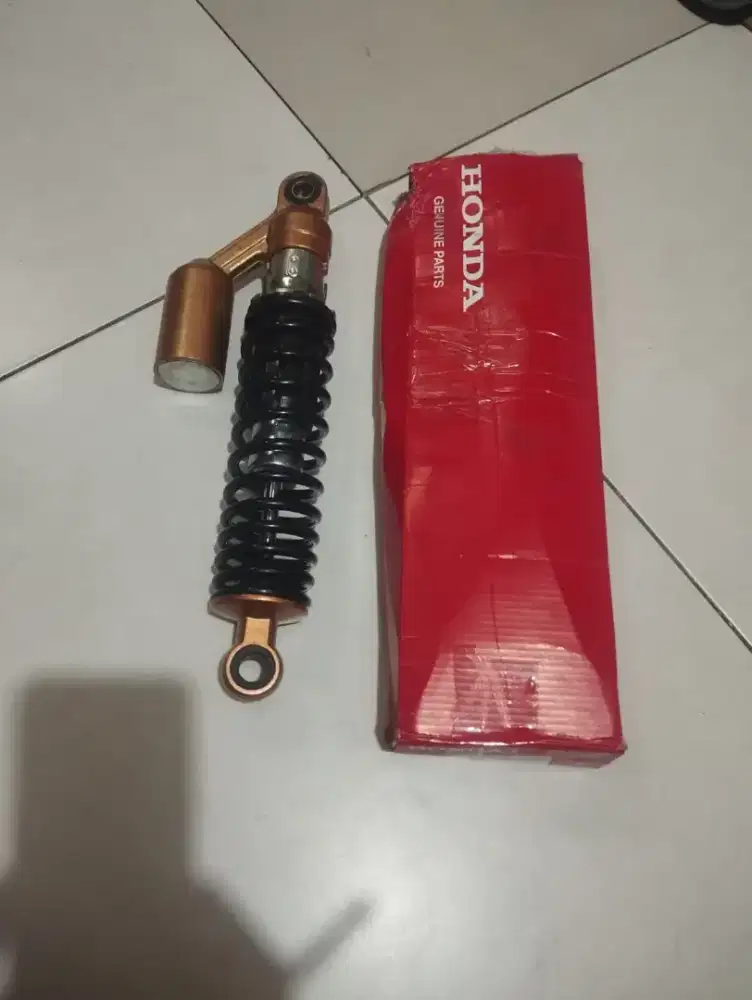JUAL BUTUH Shockbreaker bisa buat GL MAX, RX KING, Motor Bebek lainnya