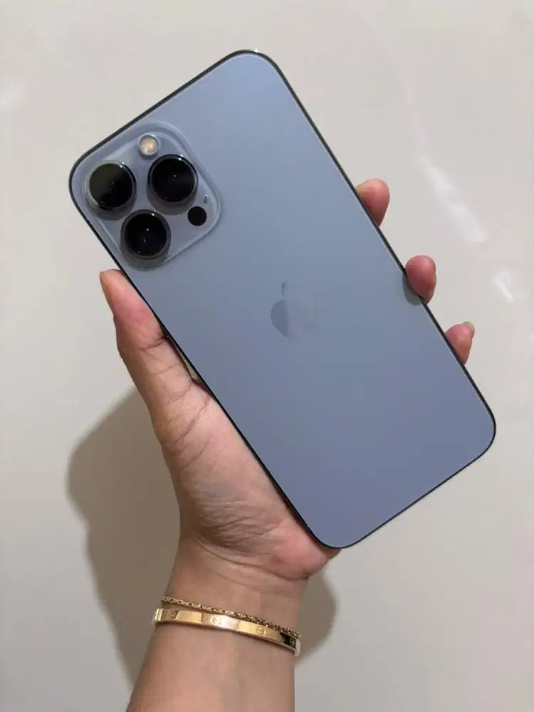 Di jual Iphone 13 pro max 128GB garansi Ibox masih mulus