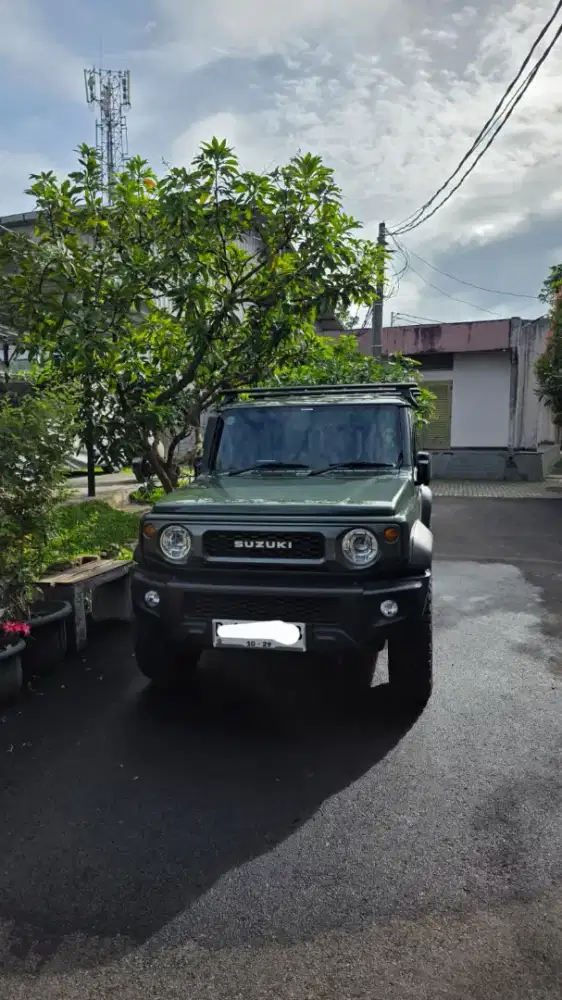 Suzuki Jimny 5 doors (pintu)
