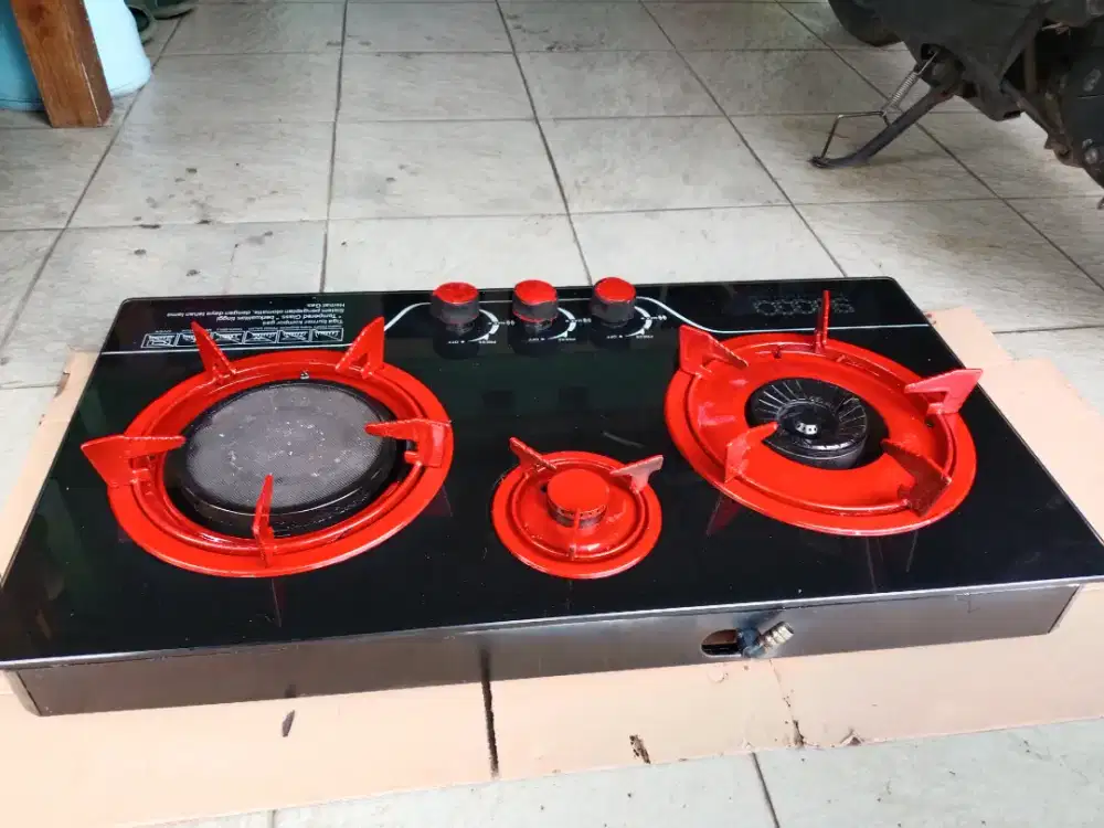 Kompor gas kaca tanam 3 tungku