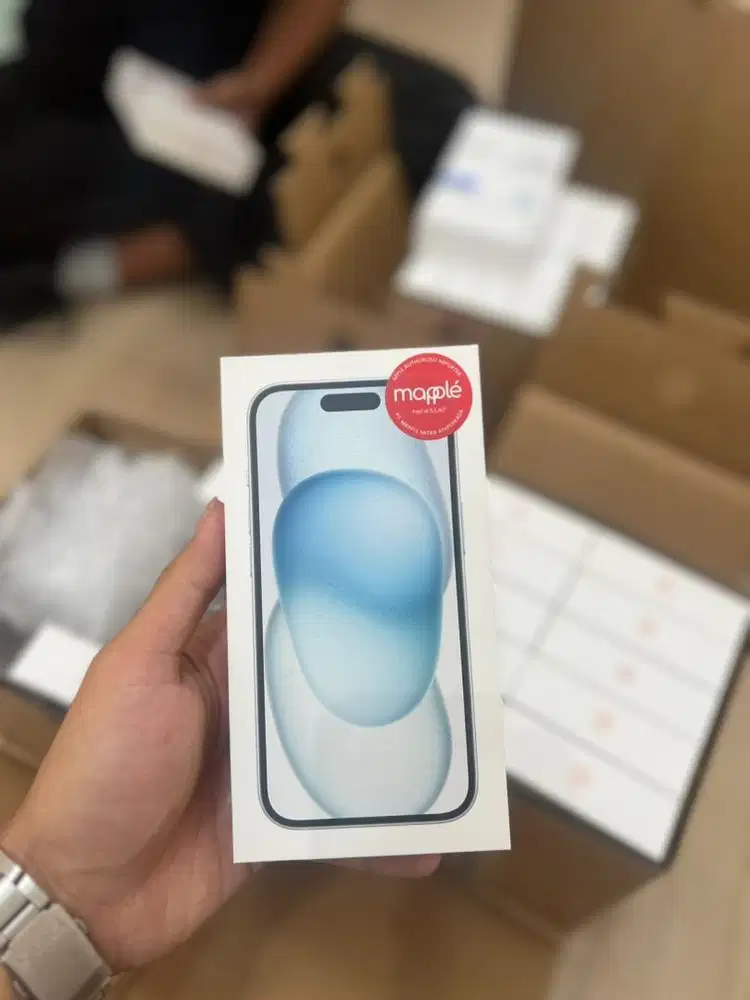 Iphone 15 bisa kredit garansi Resmi 1 tahun