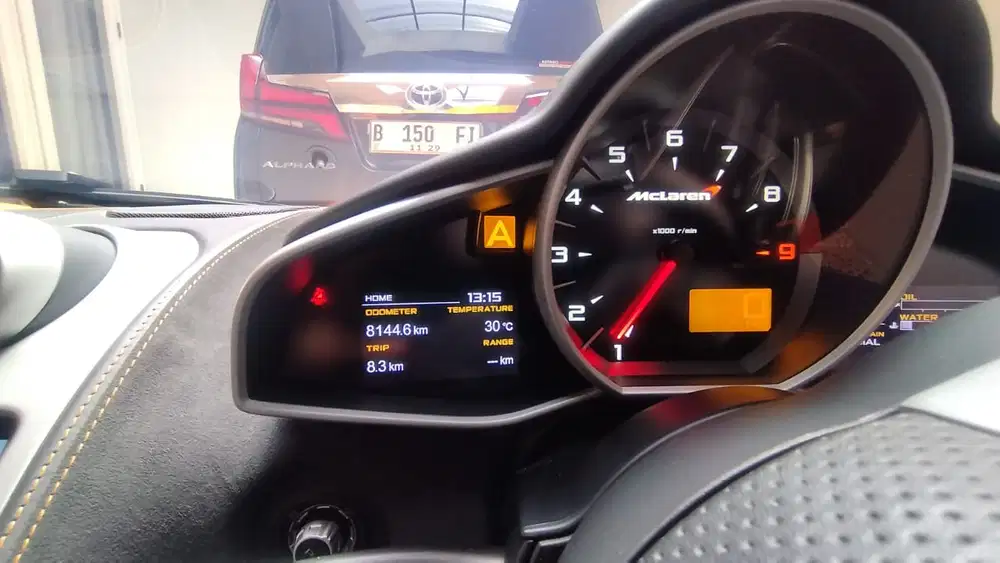 McLaren mp4 2014 Bensin