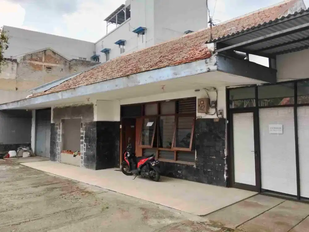 SEWA RUMAH COCOK UNTUK KANTOR ATAU USAHA