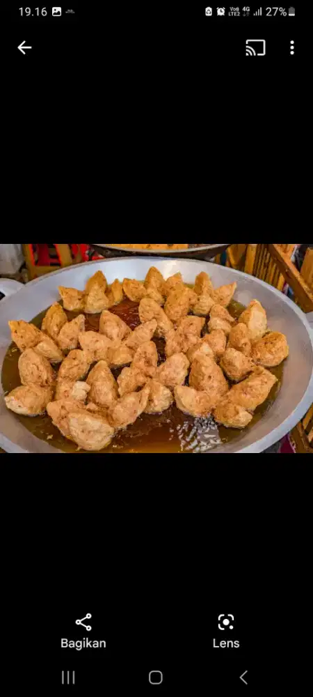 Goreng dan jaga stand difoodcourt mall mkg3