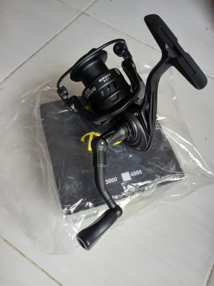 katrol pancing Reel 3000 Besi Smooth BARU Ganteng Hitam manis