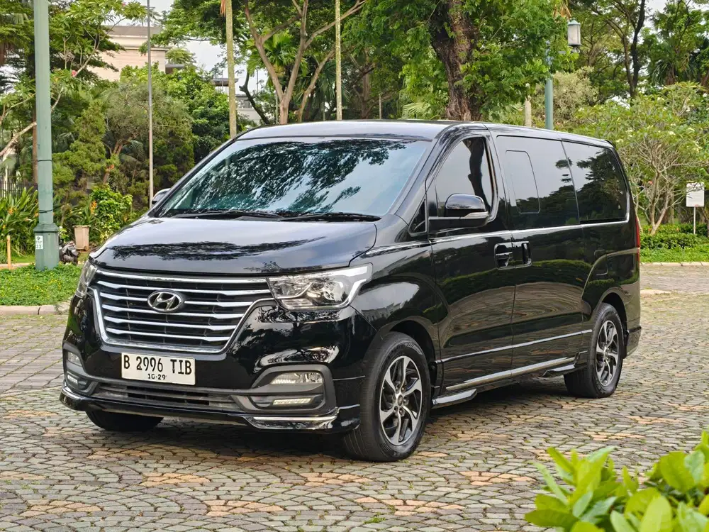 (Pajak Panjang) Hyundai H1 2.5 Royale Diesel AT 2019