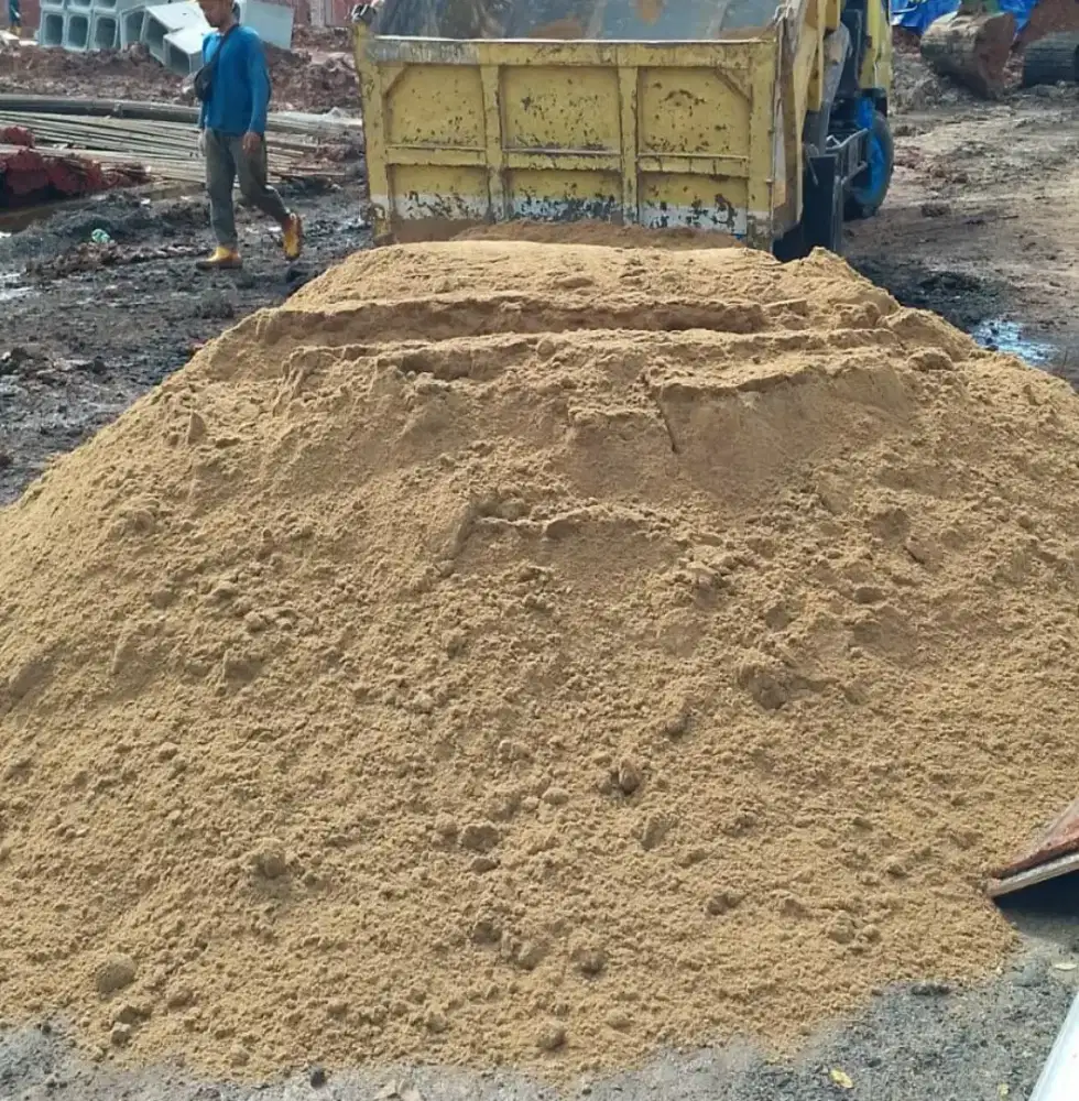 Delivery berbagai pasir bangunan