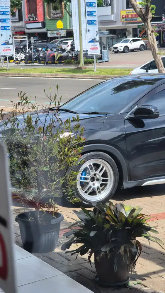 Fs: enkei rpf1 17x8.5 made in jpn