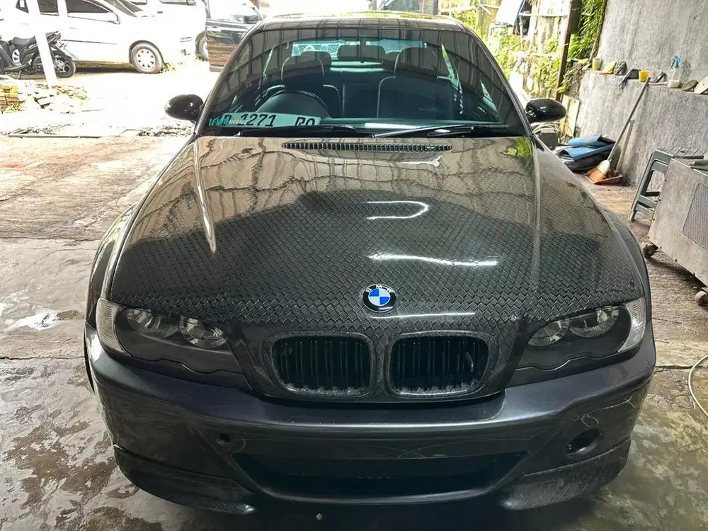 Operator salon detailing mobil