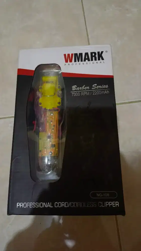 Clipper / alat cukur rambut WMARK NG-108