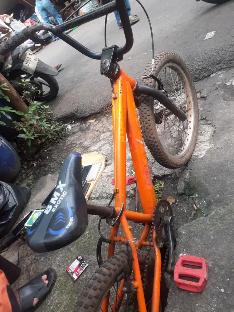 Sepeda BMX POLYGON junior Size 20