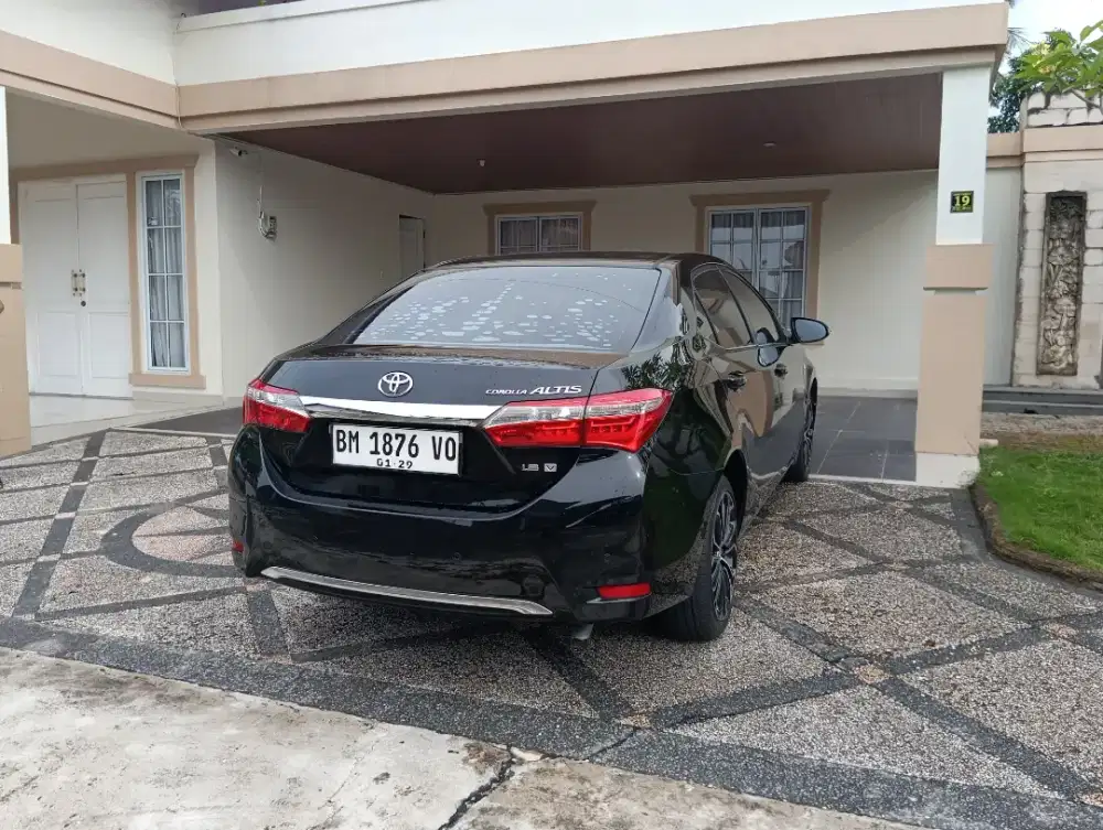 Altis v 2016 good condition atasnama