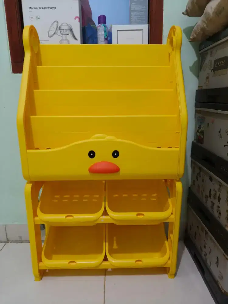 Rak buku anak ANGOLA