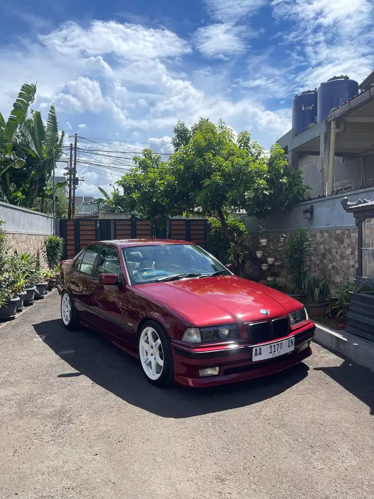 BMW E36 323i 1997 M/T Individual Edition