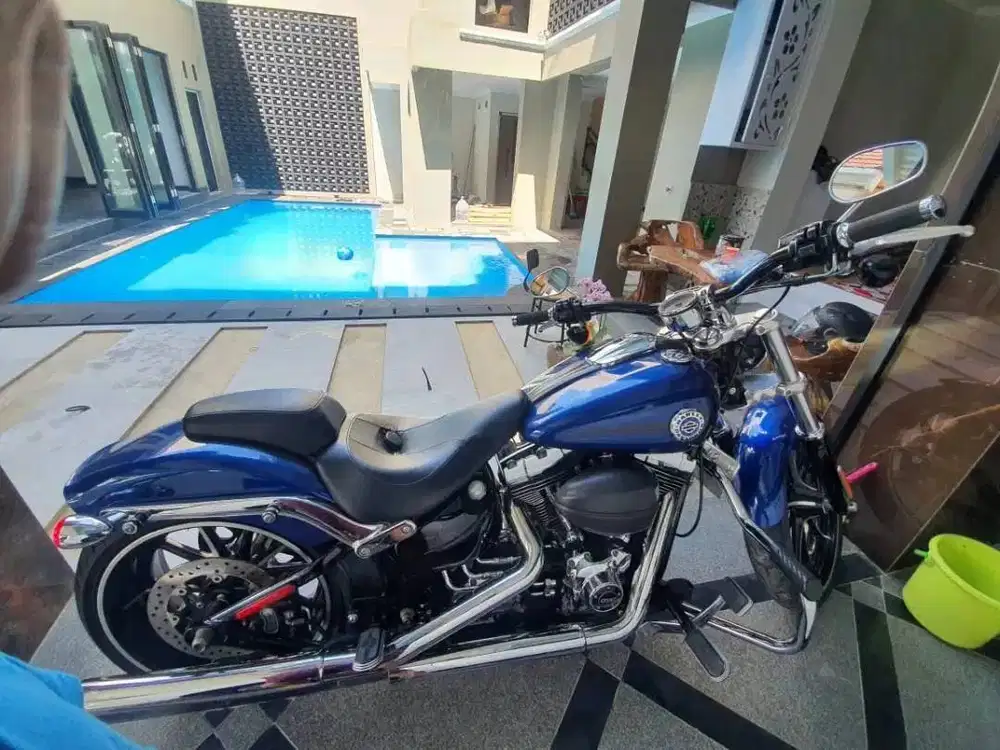 Harley Davidson Softail Breakout 2015