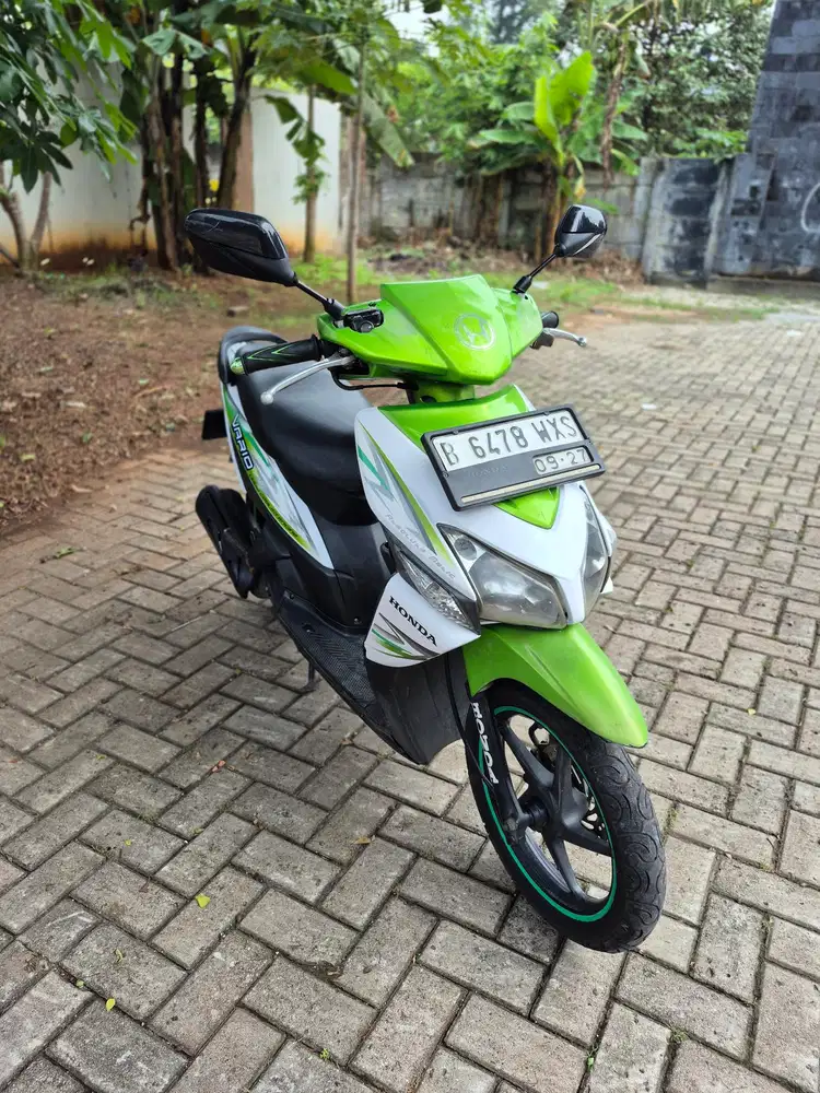 Dijual Honda Vario karbu tahun 2012 pajak hidup