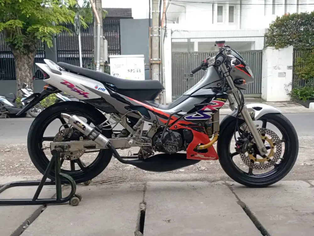 Honda Nova Dash 2002 Ganteng Jos Murmer