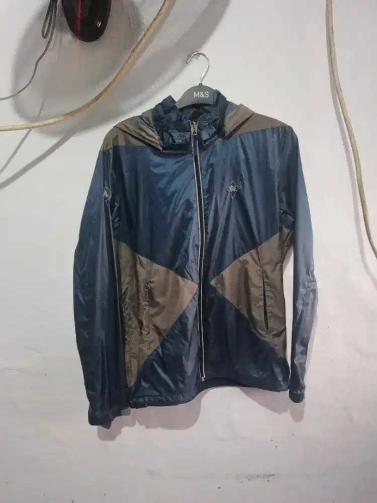 Jacket Running Gorpcore Kolon Sport Olahraga Windbreaker Pria Wanita