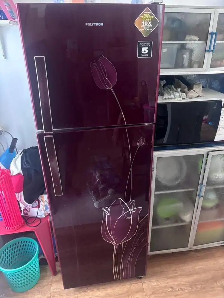 Kulkas polytron