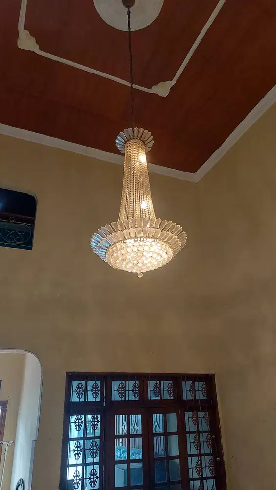 Dijual lampu kristal besar Klasik Rp.3jt