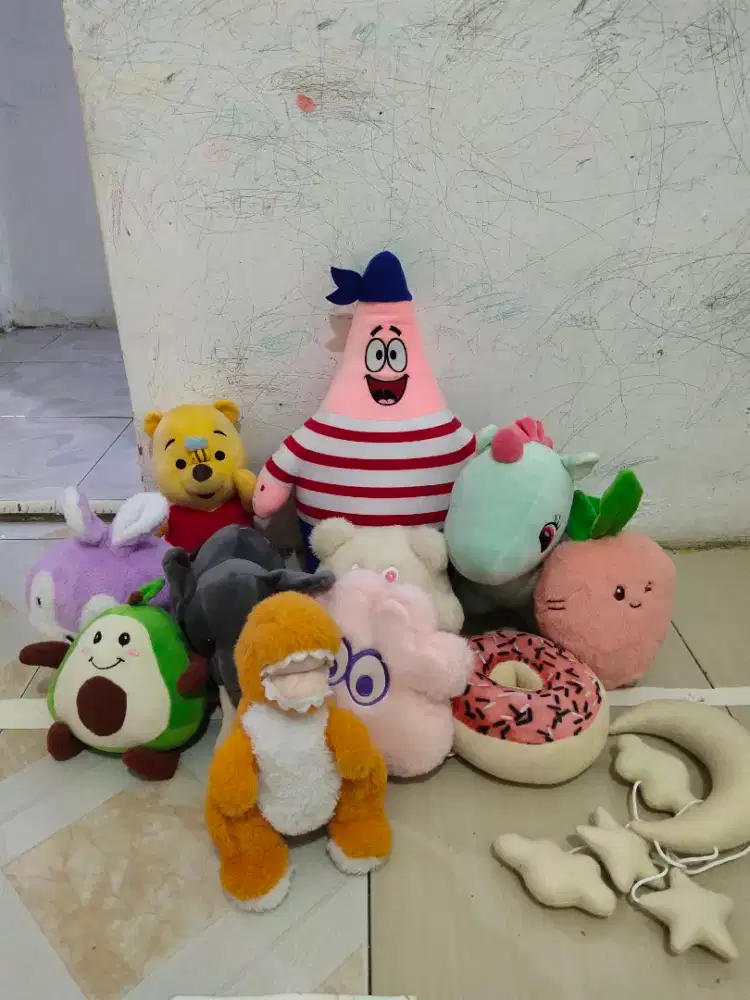 Boneka anak lucu