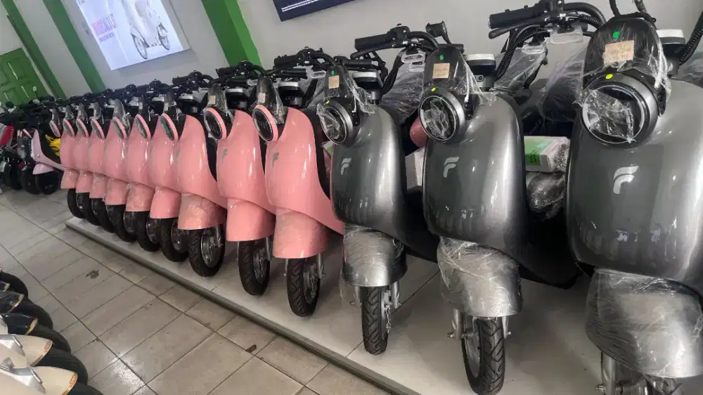 SEPEDA LISTRIK KREDIT