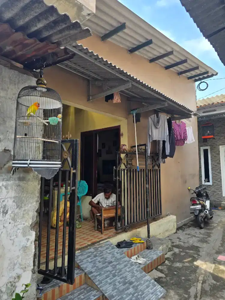 Di sewakan kos kamar mandi dalam