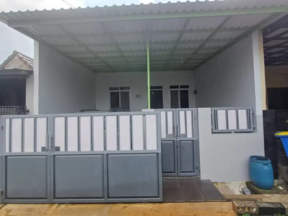 Dikontrakkan rumah 1.5 lantai di Perumahan Taman Melati Sawangan